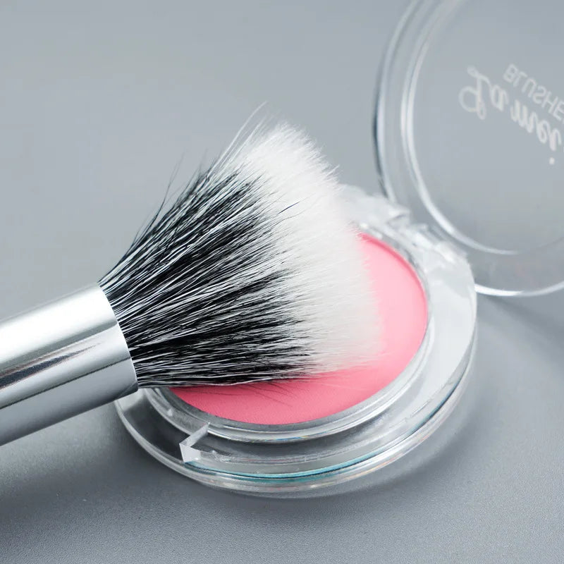 1PCS Blush Brush Makeup Brush Stippling Blush Powder High Lighter Soft Goat Hair Brush Cosmetics Tool Set for Makeup Beginners